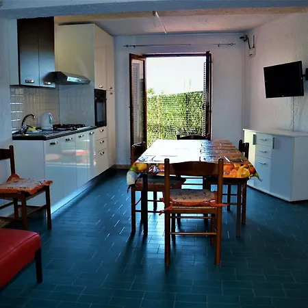 Residence Villa Liliana Giardini Naxos Exterior photo