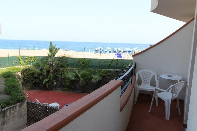 Liliana Apartment Giardini Naxos